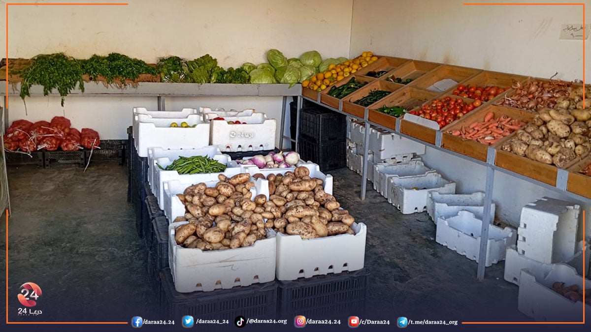 محل لبيع الخضروات في مدينة بصرى في ريف محافظة درؤعا الشرقي